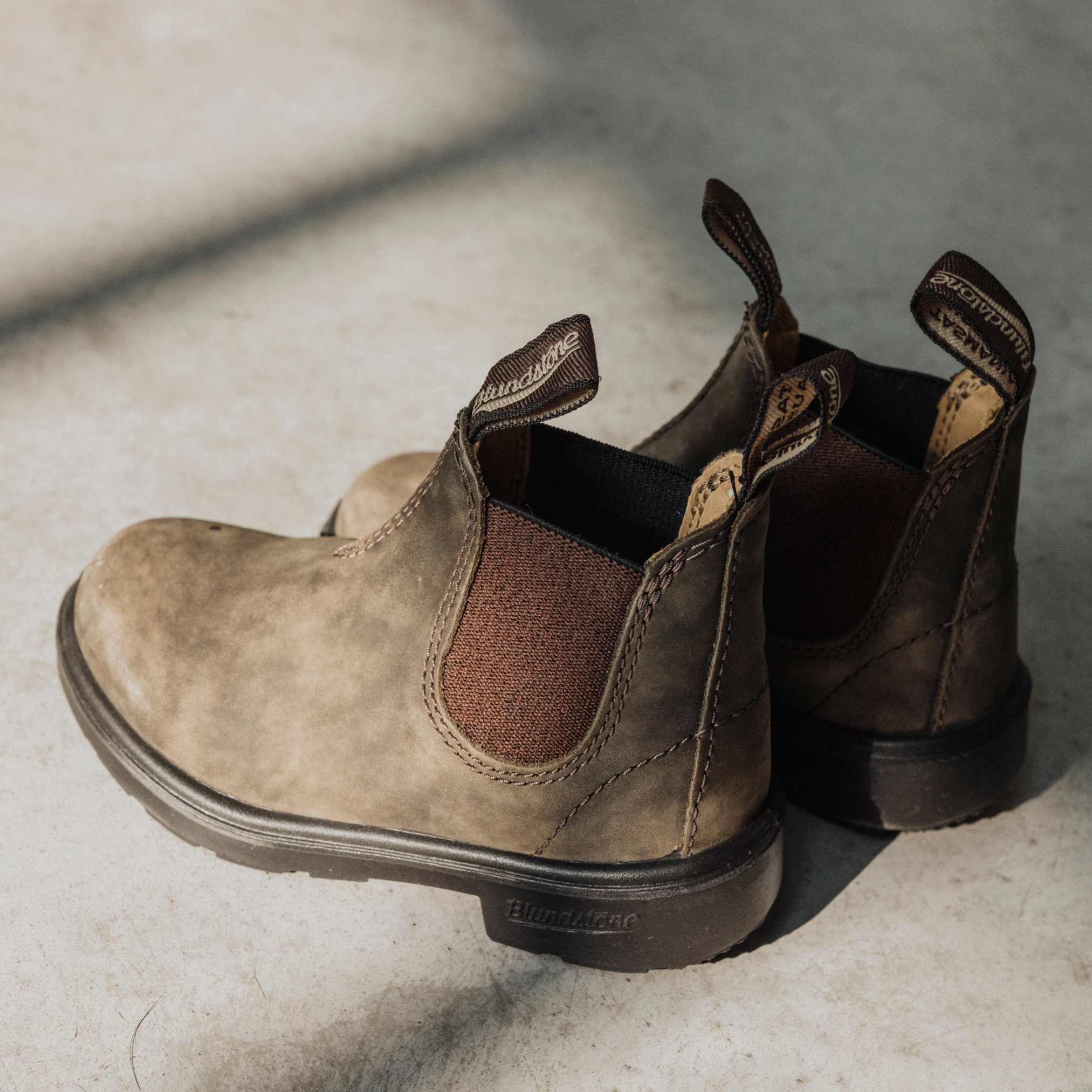 Bottin - Rustic Brown 565-zoom-2