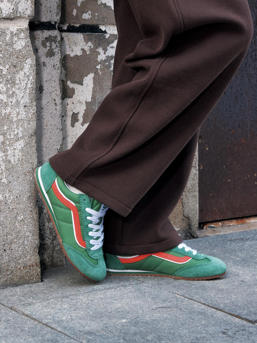 Sneaker - Super Lowpro-zoom-5